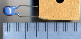 �C���_�N�^�[�P�O�O�ʂg