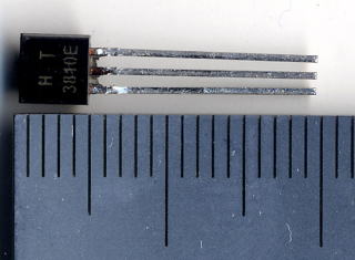 �a���I���S�[��IC��HT3810E