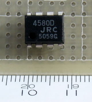 2個入りオペアンプのNJM4580D