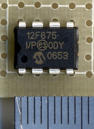 PIC12F675-I/P